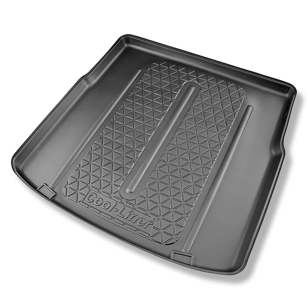 Rohož do zavazadlového prostoru pro: Suzuki Swace Hybrid Kombi (11.2020-....) - horní zavazadlový prostor (stejná prahová hodnota zatížení); pohyblivá podlaha v nejvyšší poloze