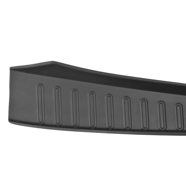 Černý kryt zadního nárazníku pro Suzuki Swace Kombi (2020-....)