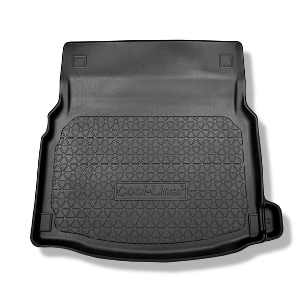 Rohož do zavazadlového prostoru pro: Mercedes-Benz Třída E W213 Sedan (04.2016-....) - zadní sklopná sedadla; ne pro verzi Plug-in Hybrid; bez subwoofer'u (soundsytem Burmester)